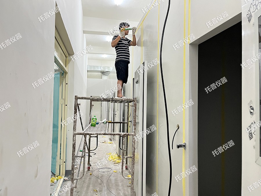 1701851552707928.jpg 仪器5.jpg